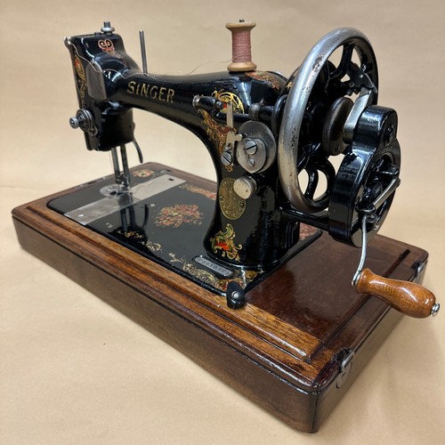 1913 antique singer - singer, rococo